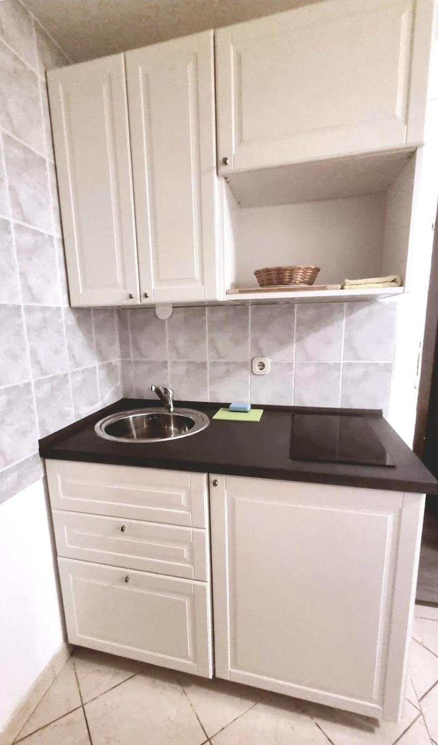 Apartments Skoljka Jezera Extérieur photo